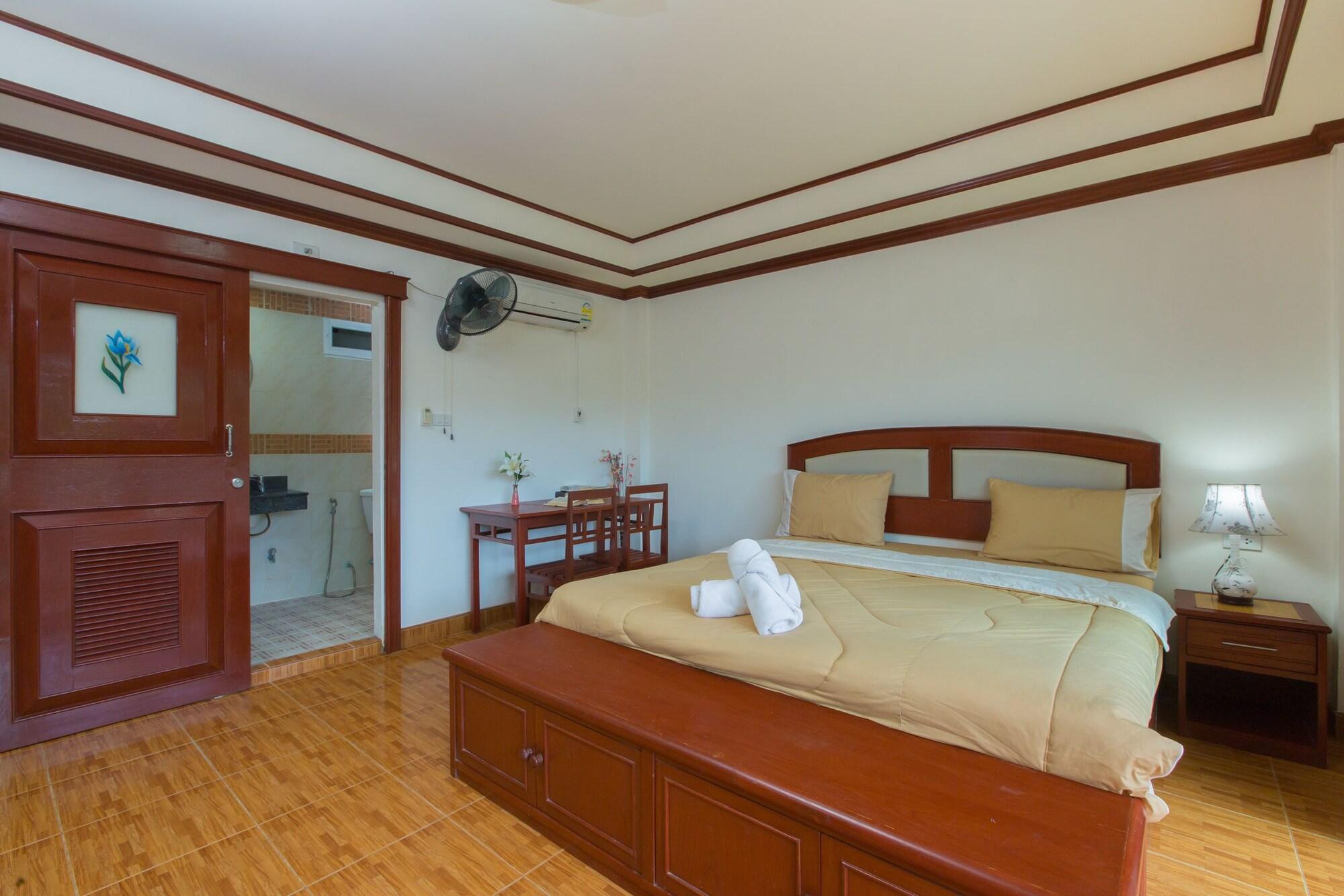 Patong Rai Rom Yen Resort Sha Ngoại thất bức ảnh