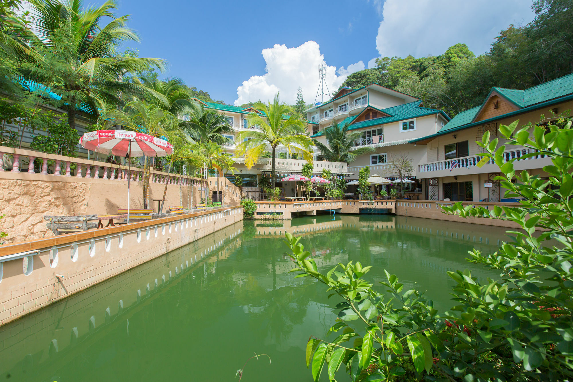Patong Rai Rom Yen Resort Sha Ngoại thất bức ảnh